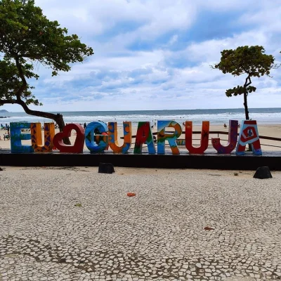 Táxi executivo para Guarujá com transporte privativo e confortável