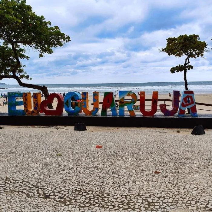 Táxi executivo para Guarujá com transporte privativo e confortável